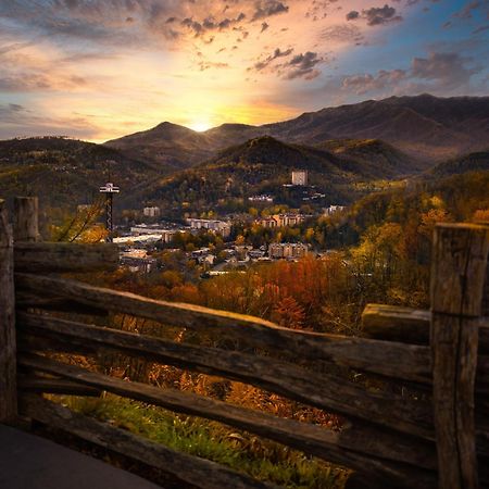 Her Majesty'S Way, Awesome Mtn Views, 1089 Free Tickets Each Paid Day, Dollywood And More Gatlinburg Eksteriør billede