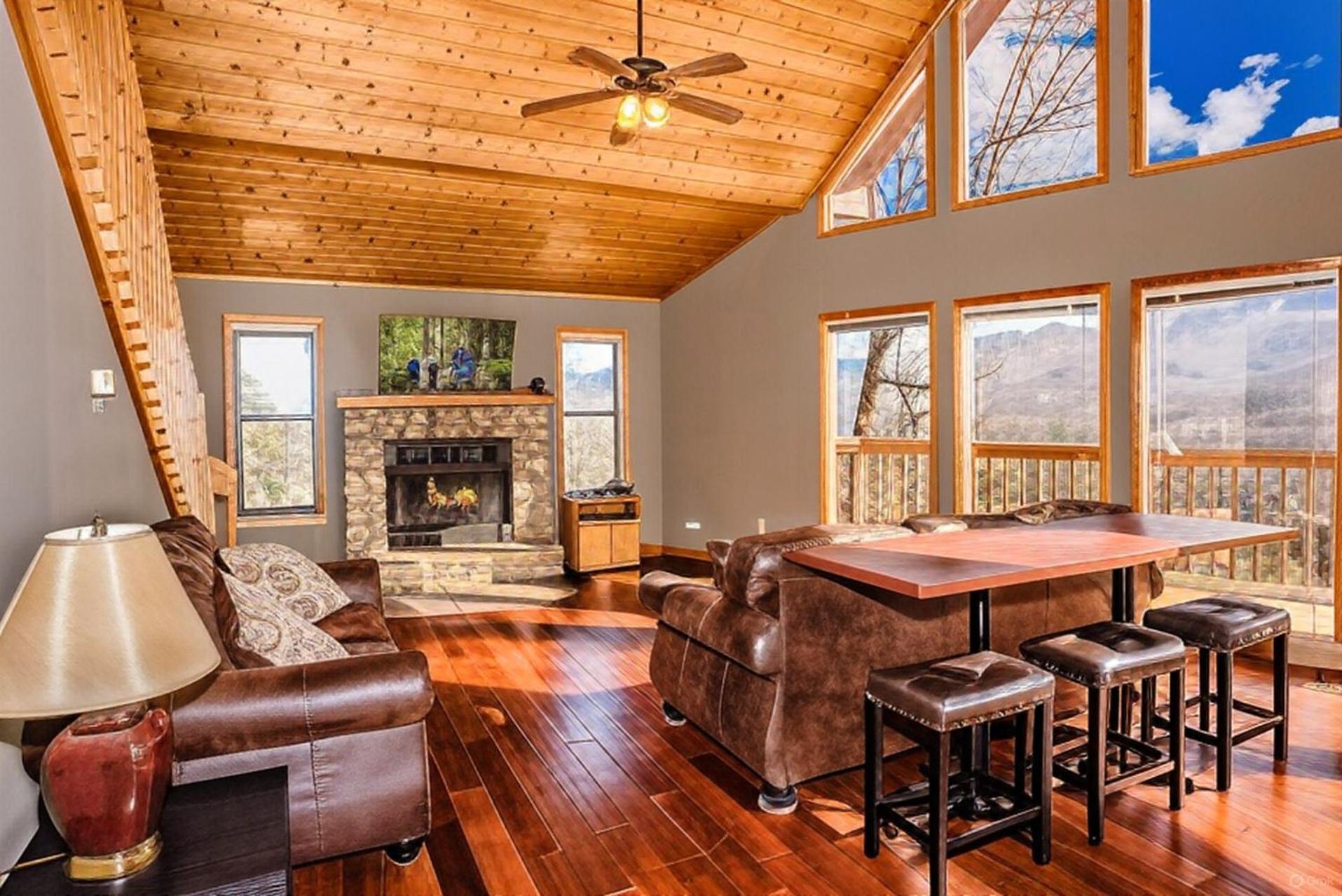 Her Majesty'S Way, Awesome Mtn Views, 1089 Free Tickets Each Paid Day, Dollywood And More Gatlinburg Eksteriør billede